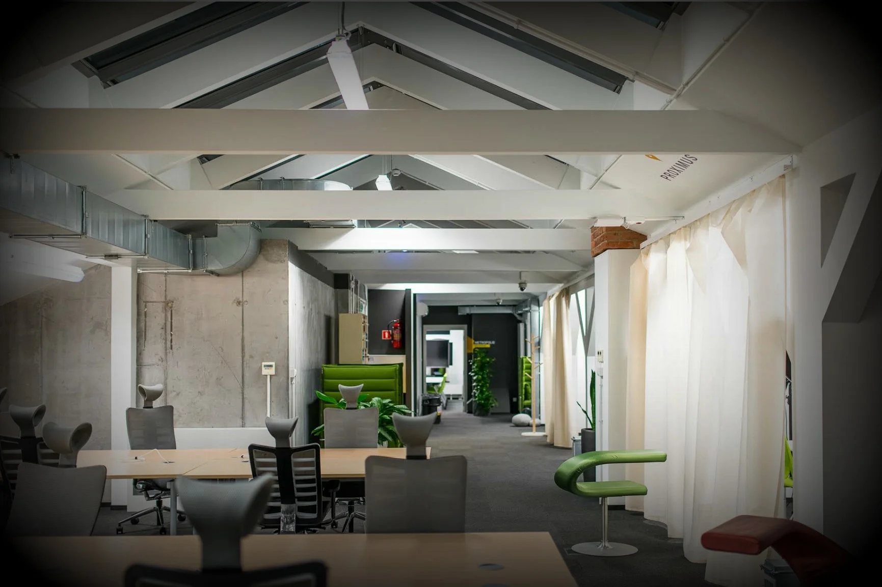 Obecnie z sieci TechHub korzysta ponad 2 tysiące osób, które pracują nad ponad 600 startupami