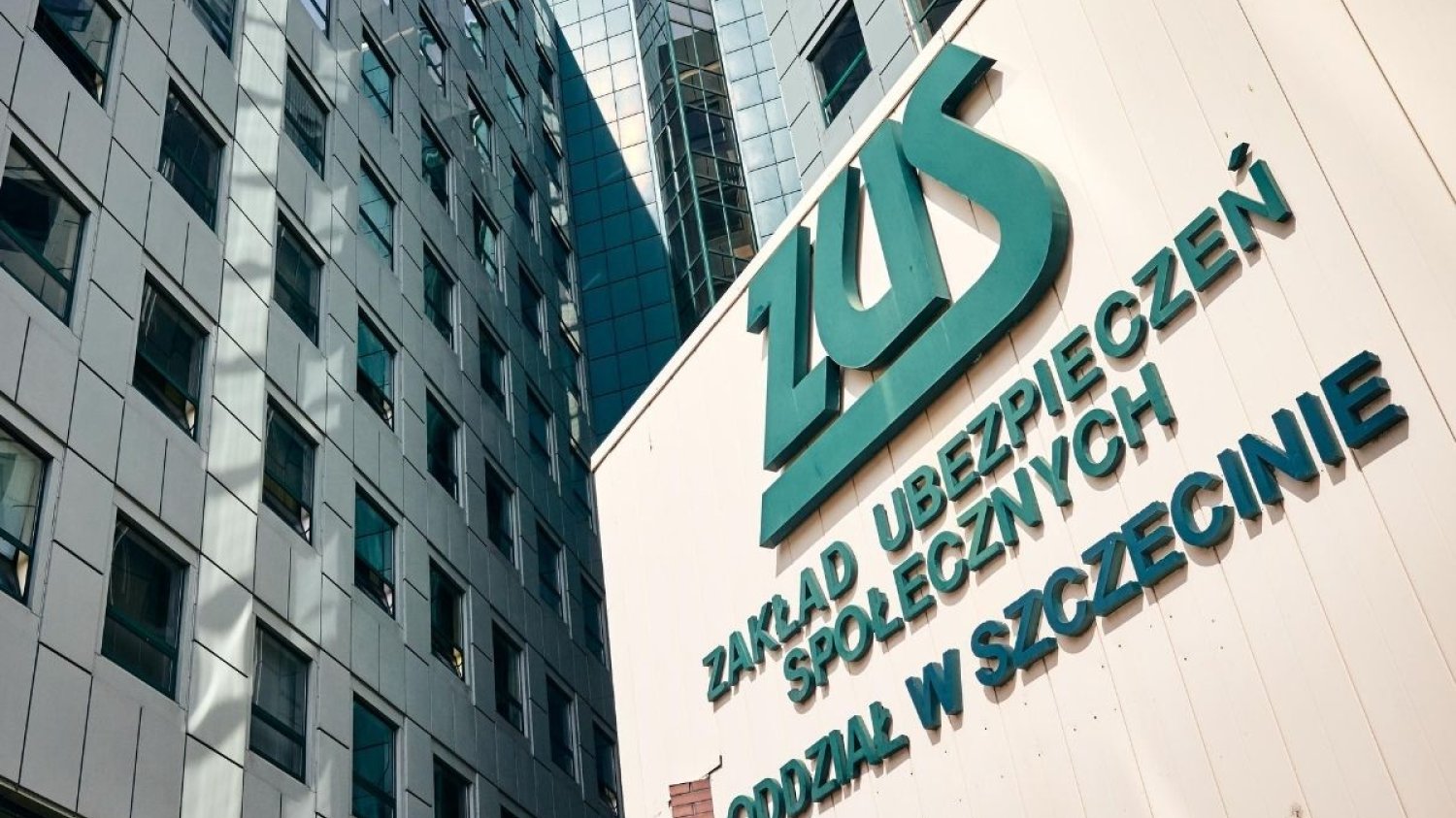 Składki ZUS dla samozatrudnionych wzrosną jedynie o 15,60 zł.