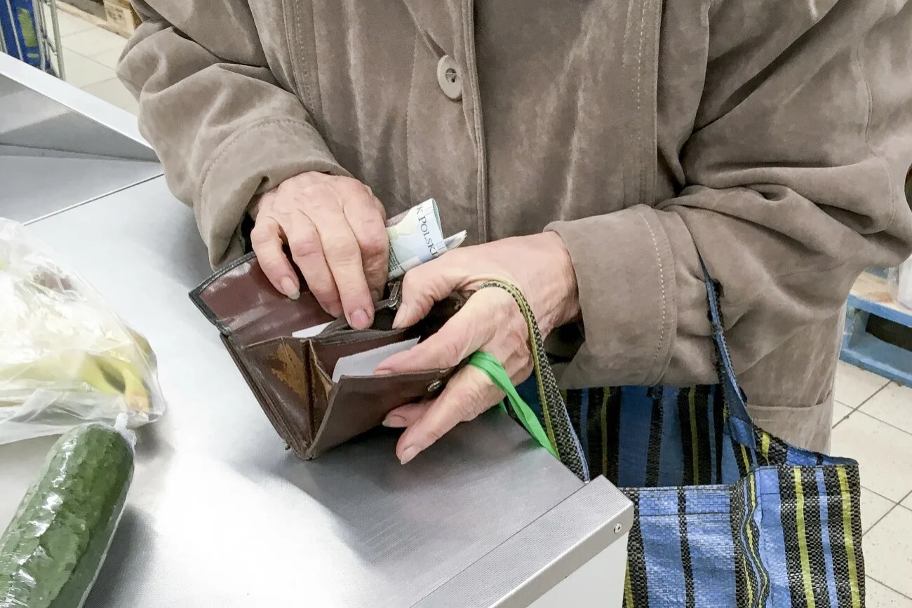 GUS podał najnowsze dane o inflacji. Lekki wyhamowanie drożyzny, co nas czeka dalej?
