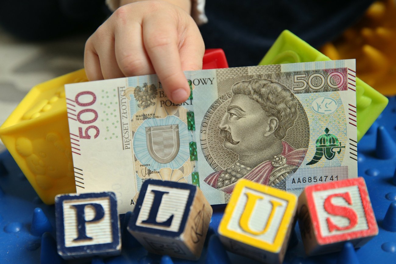 Świadczenie 500 plus nie jest już warte 500 zł