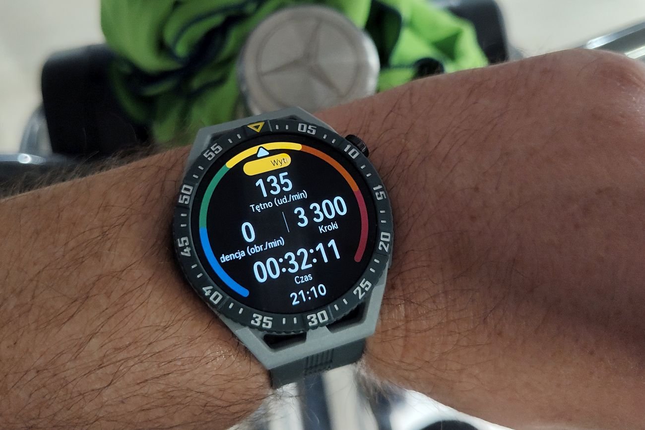 Huawei GT3 SE - tańsza wersja smartwatchowej serii 3