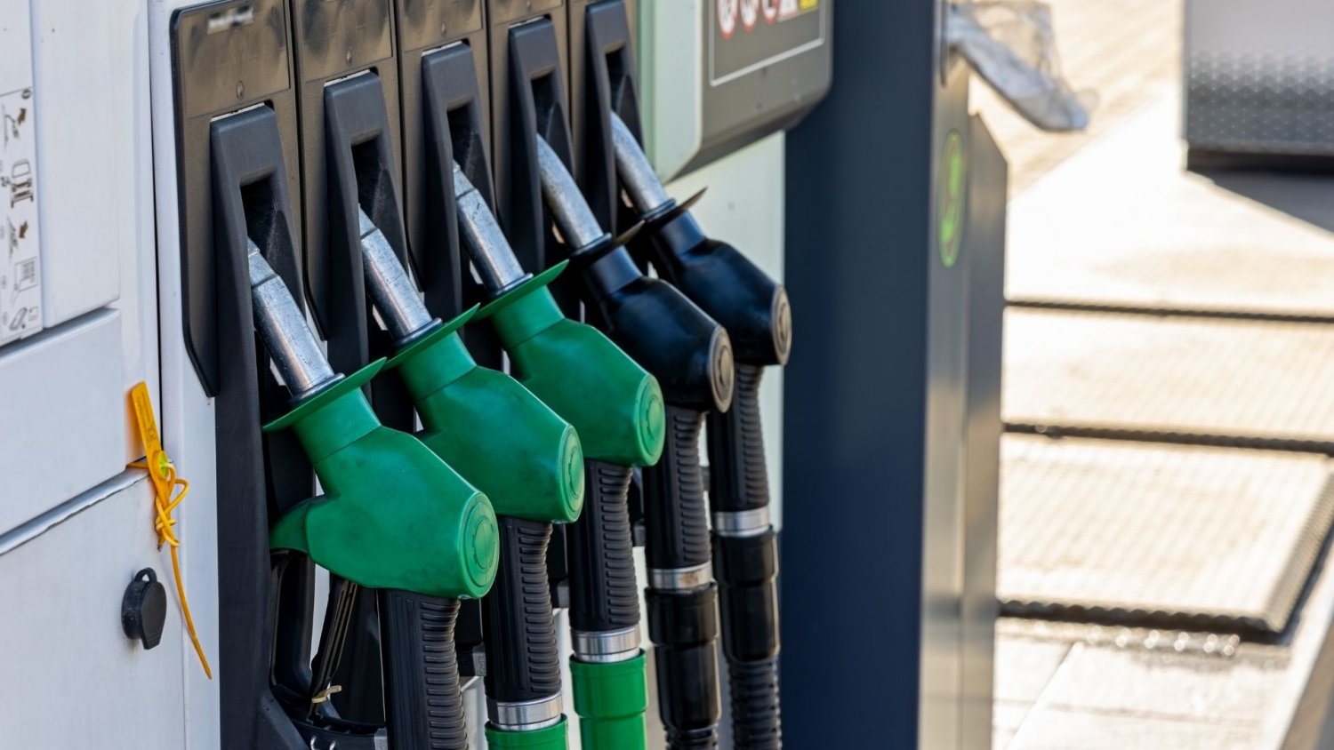 Najniższe ceny paliwa od lat. Prognozy ekspertów napawają optymizmem