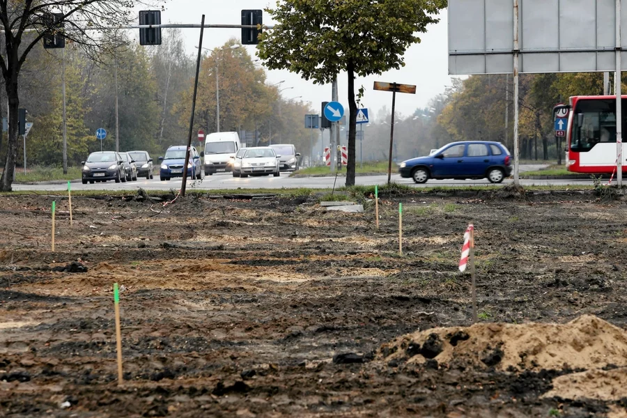 Wyhamowały inwestycje i przepływ środków unijnych.