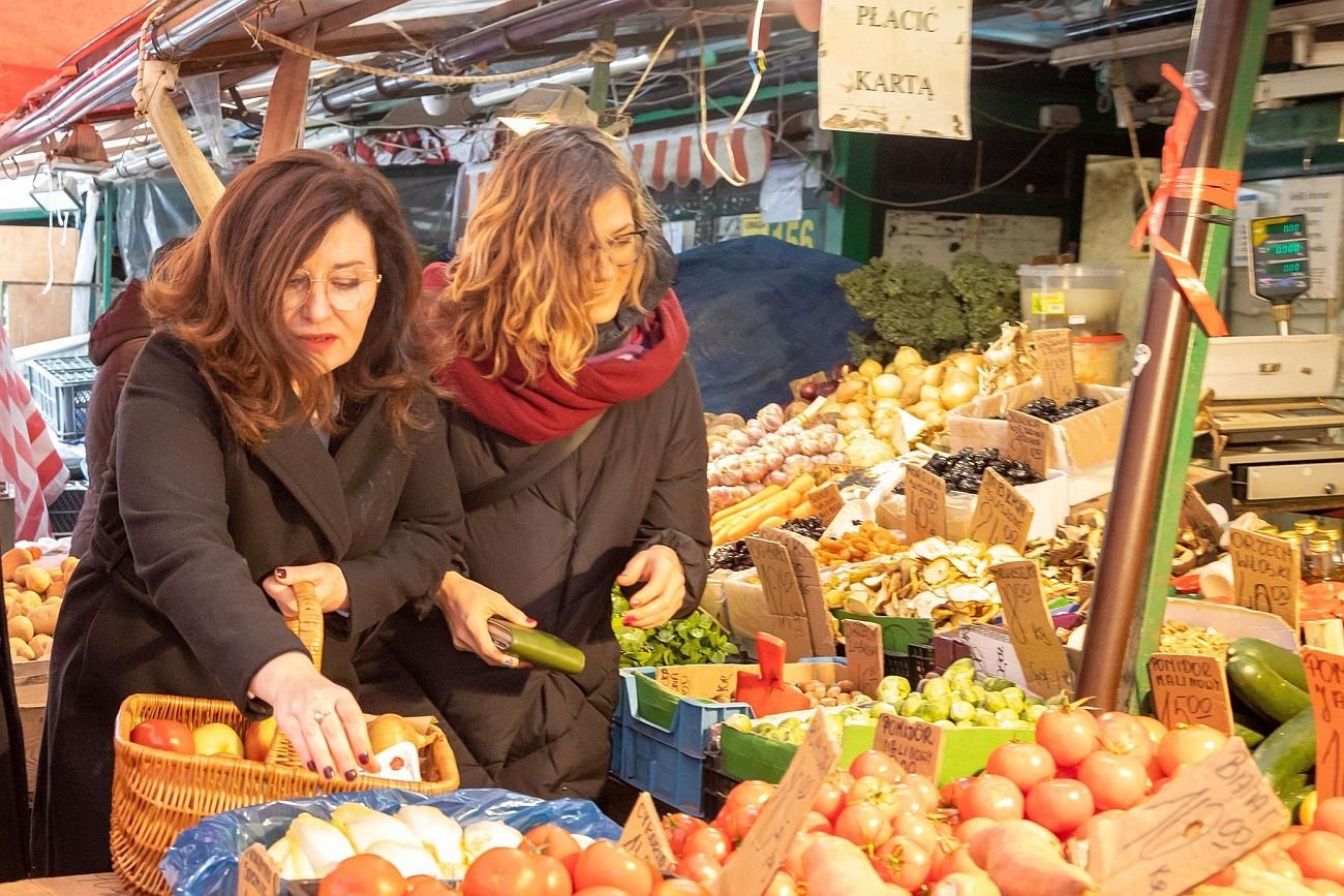 Posłowie udowodnili Glapińskiemu, jak bardzo się myli w kwestii cen żywności