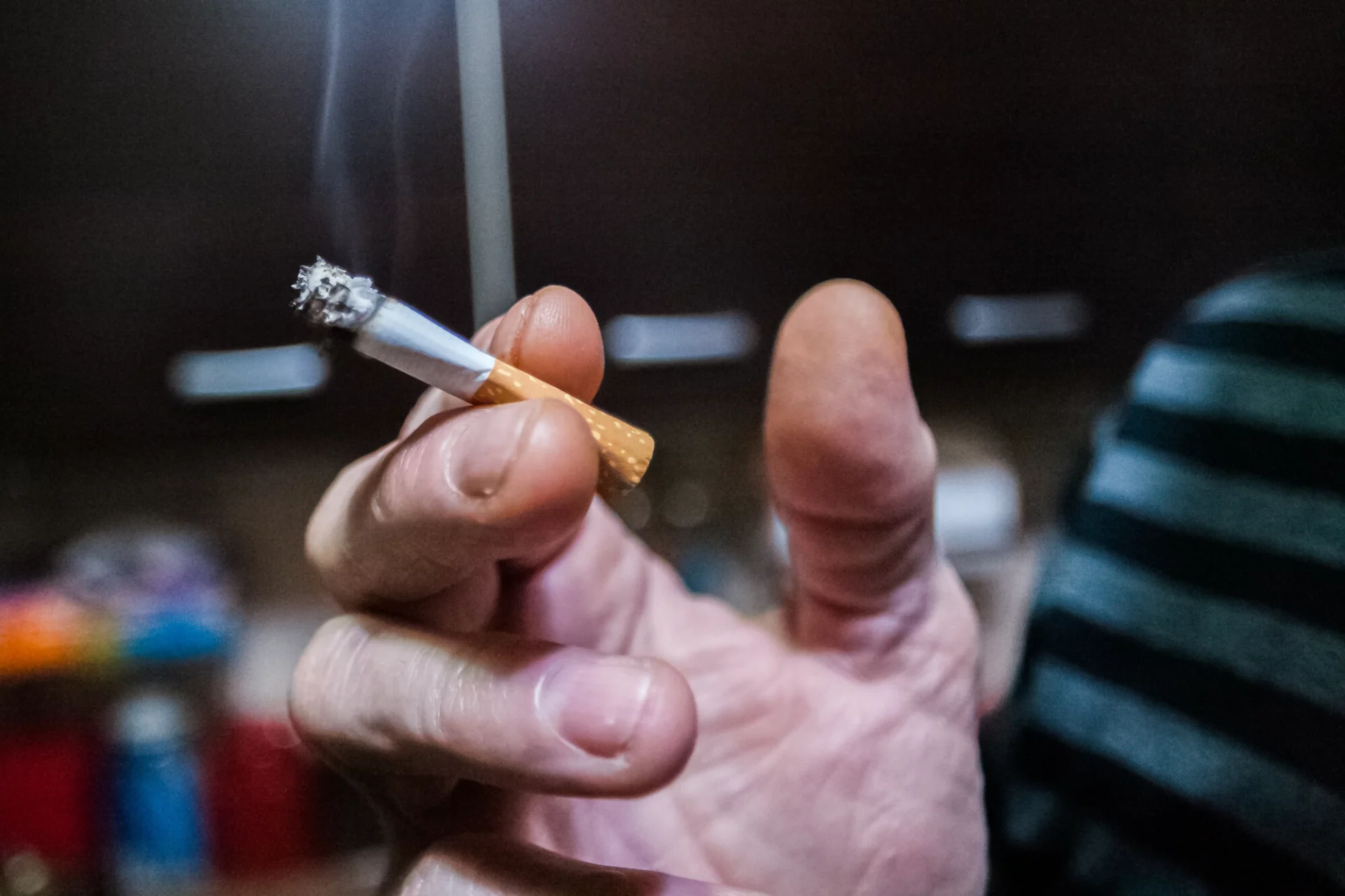 Według szacunków w 2027 roku za paczkę najtańszych papierosów konsumenci zapłacą w przybliżeniu 22-23 zł