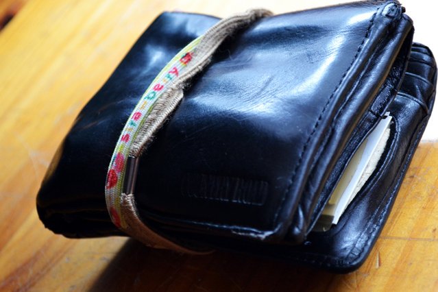 Pracownik zatrudniony na etacie musi oddać państwu ponad 25 proc. swojej wypłaty