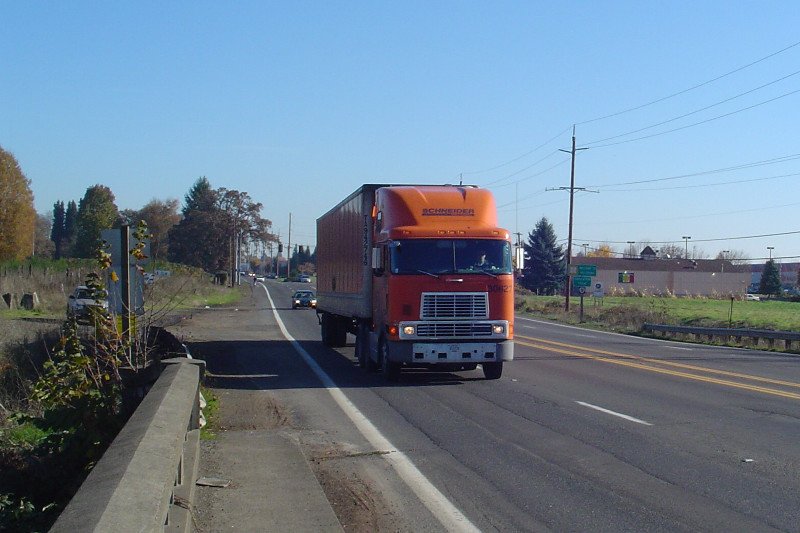Dzięki polskiemu monitoringowi mostów obciążone tiry będą bez szans.