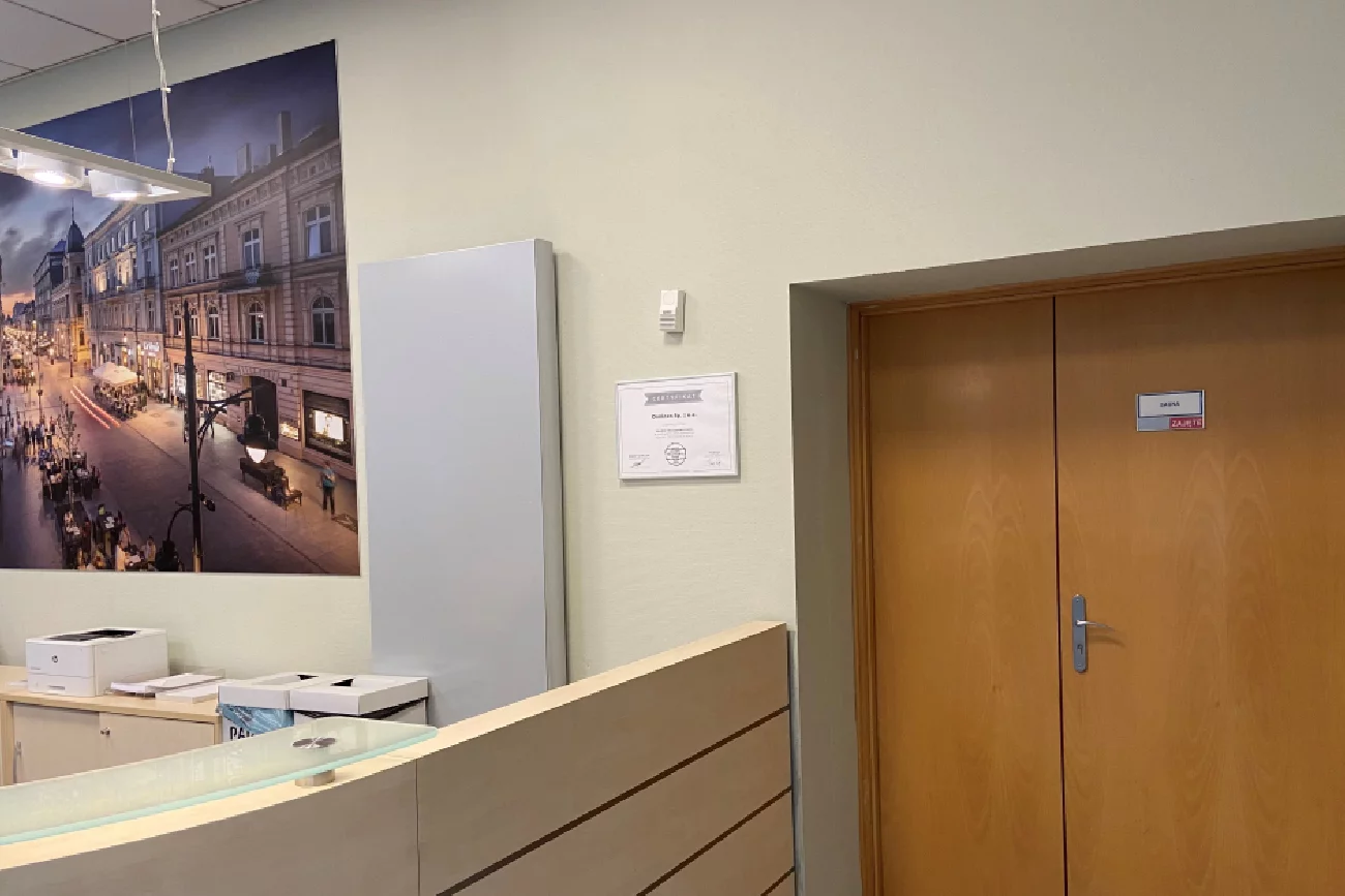 Sauna w centrali firmy Onninen w Teolinie koło Łodzi. To sala konferencyjna połączona z prawdziwą fińską sauną wykorzystywaną na różnego rodzaju spotkania integracyjne, oczywiście po wcześniejszym umówieniu terminu.