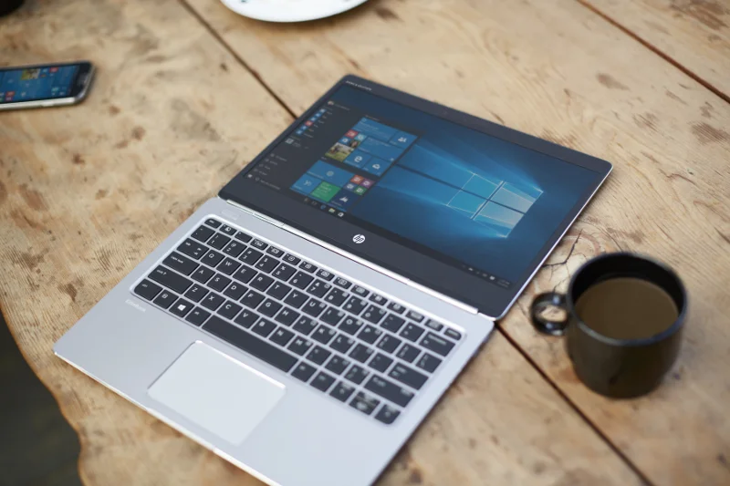 Komputer przenośny HP EliteBook Folio G1 to jeden z najcieńszych laptopów na rynku