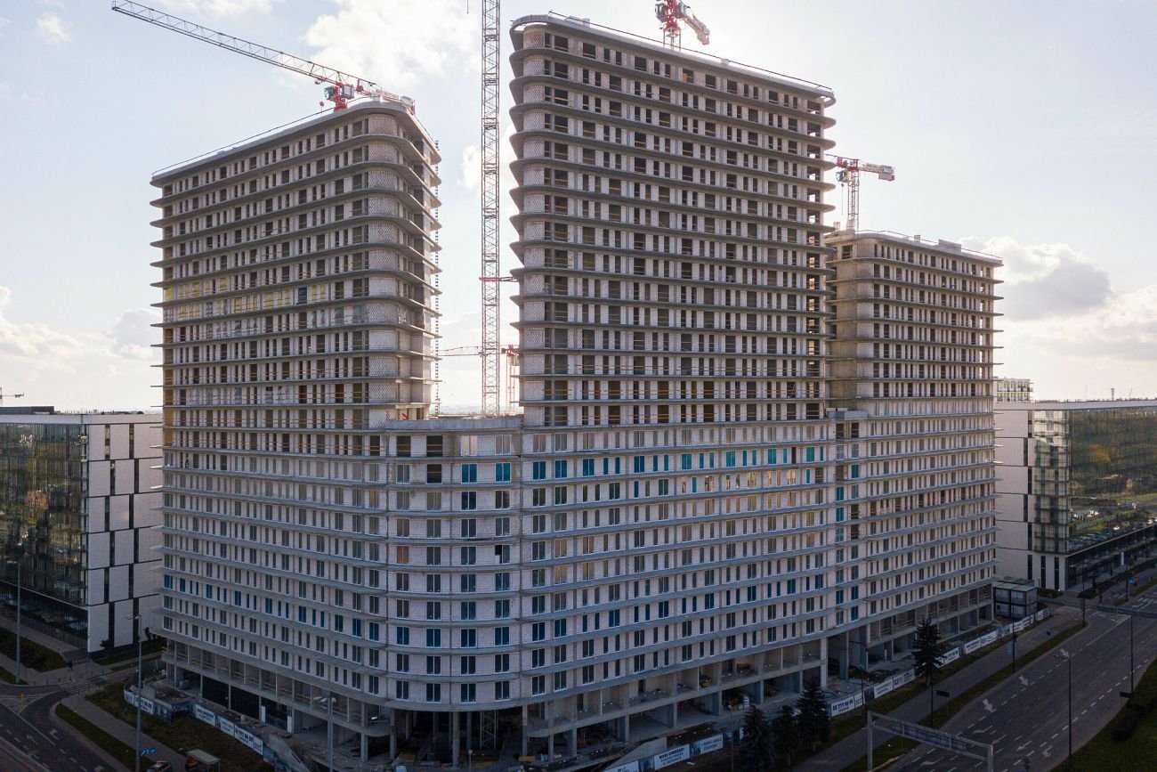 Bliska Wola w trakcie budowy