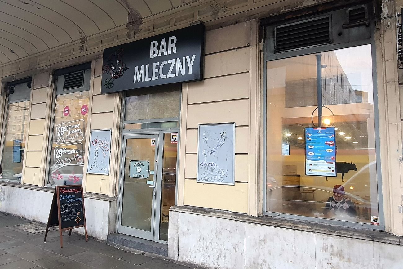Co jest tańsze: bar mleczny czy sejmowa stołówka? Nie zgadniecie