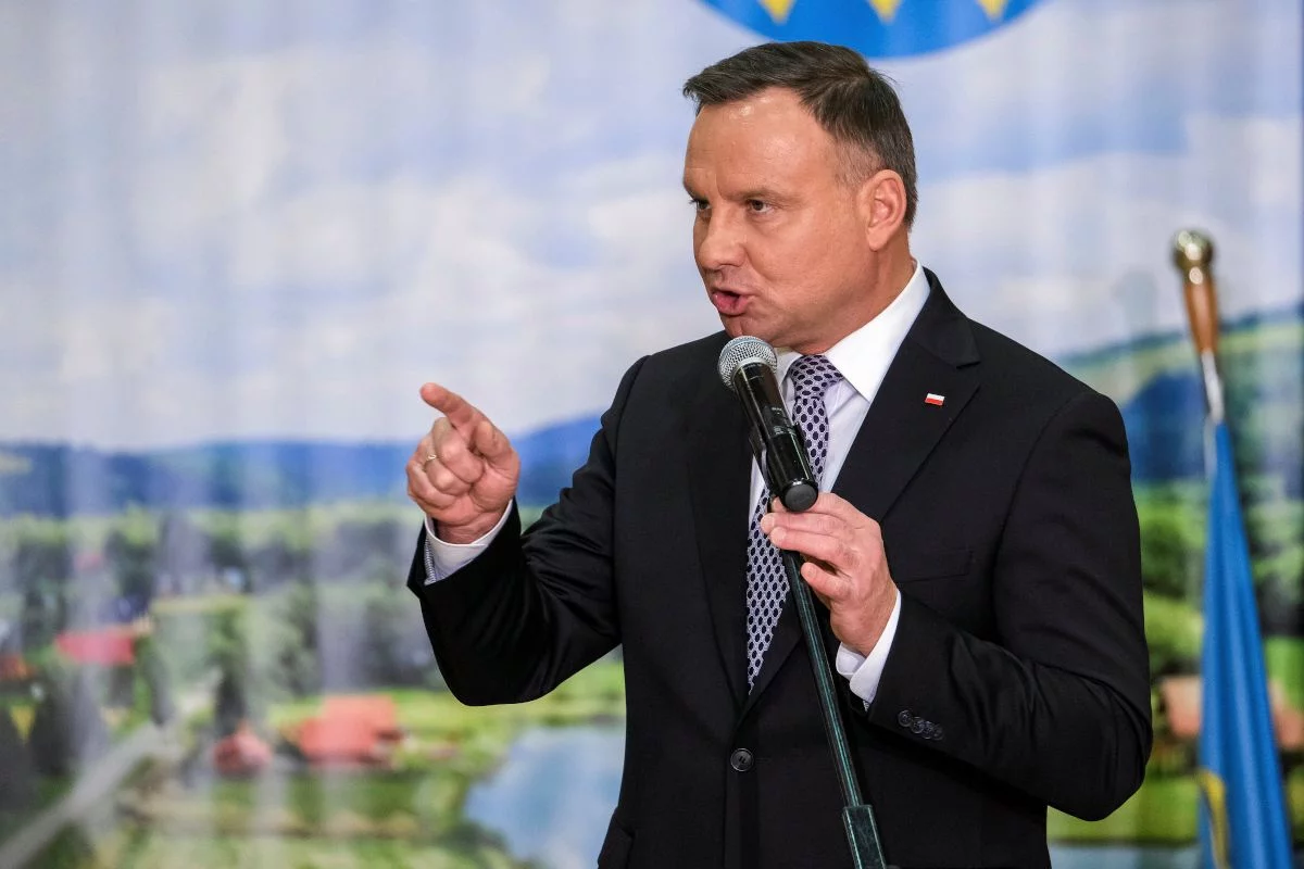 Andrzej Duda w ramach kampanii wyborczej ma zaproponować program emerytury stażowej.