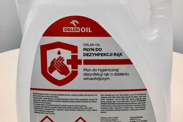 Orlen nie będzie sprzedawał płynu do dezynfekcji rąk sieciom sklepów, w których produkt pojawił się potem w sprzedaży.