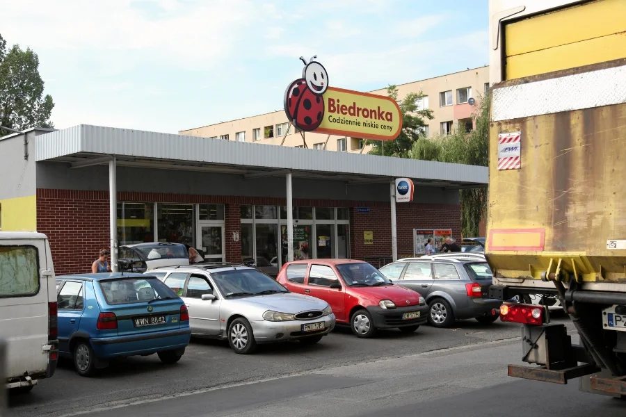 Na półkach przeciętnego dyskontu znajdziemy "ledwie" 2500 produktów.