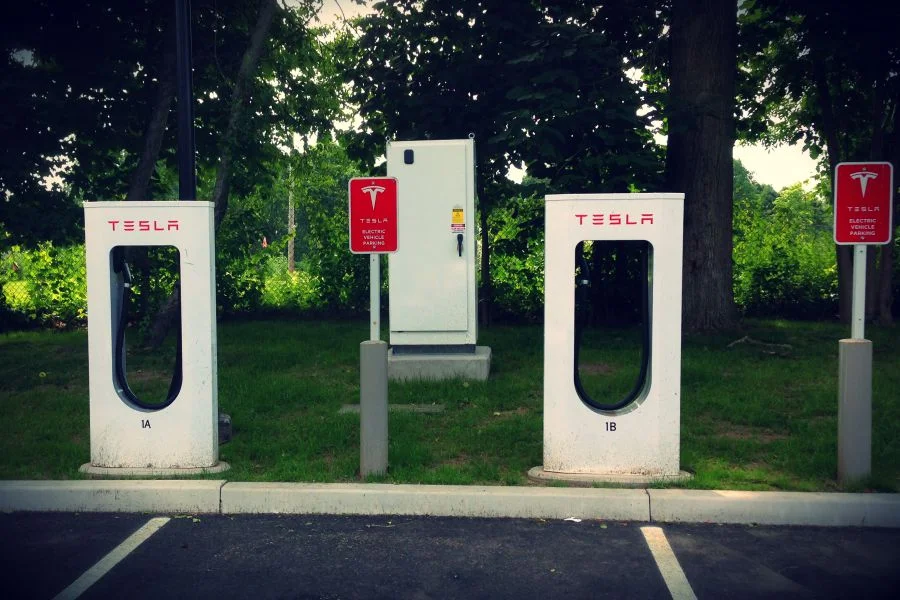 W Polsce za 10 lat ma być milion aut elektrycznych.