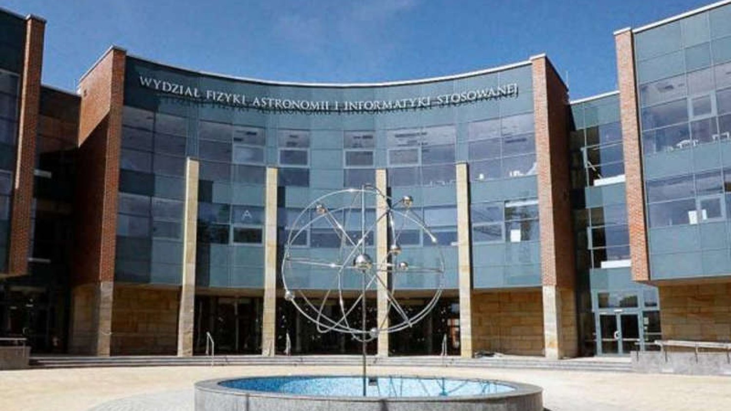 "Umożliwiamy studentom kontakt z przyszłym pracodawcą". Program Rozwoju Kompetencji w Krakowie
