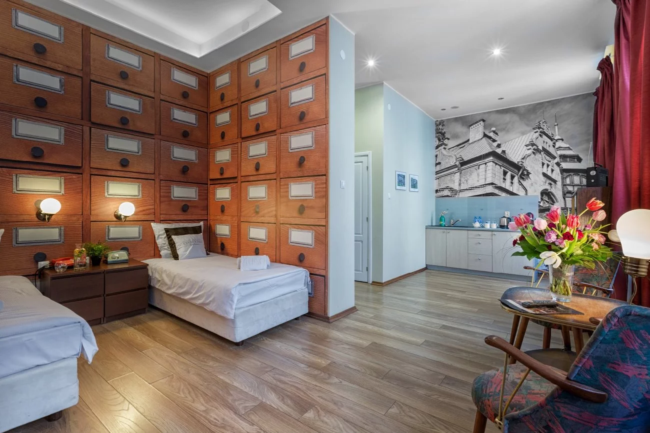 Za inspirację do wystroju wszystkich apartamentów w hotelu Stare Kino, położonego w samym sercu filmowej Łodzi, posłużyły najlepsze filmy i seriale.