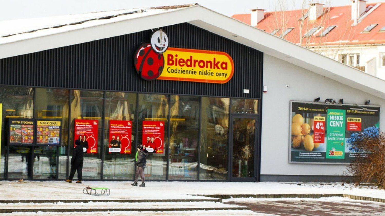 Perfumy do prania za mniej niż 10 zł w Biedronce na promocji. Pachną niczym Chanel
