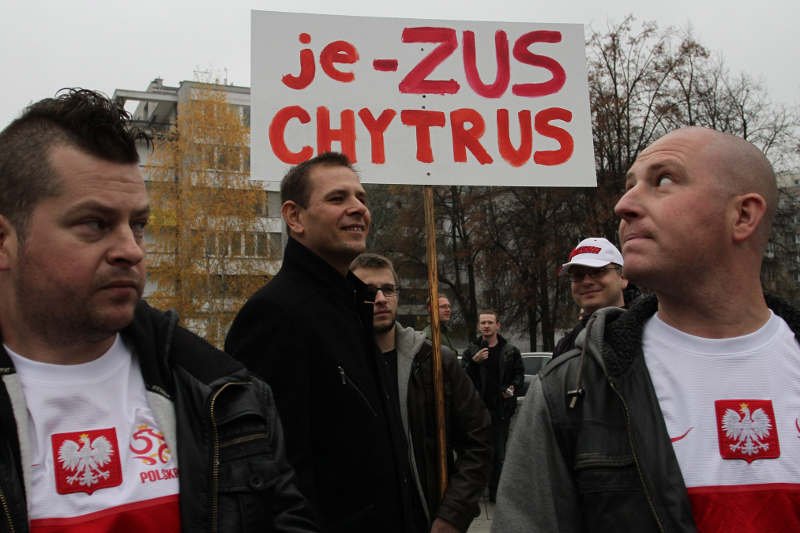 Tajemniczy ZUS. Premier Ewa Kopacz odmawia ujawnienia raportu z kontroli zleconej przez Donalda Tuska