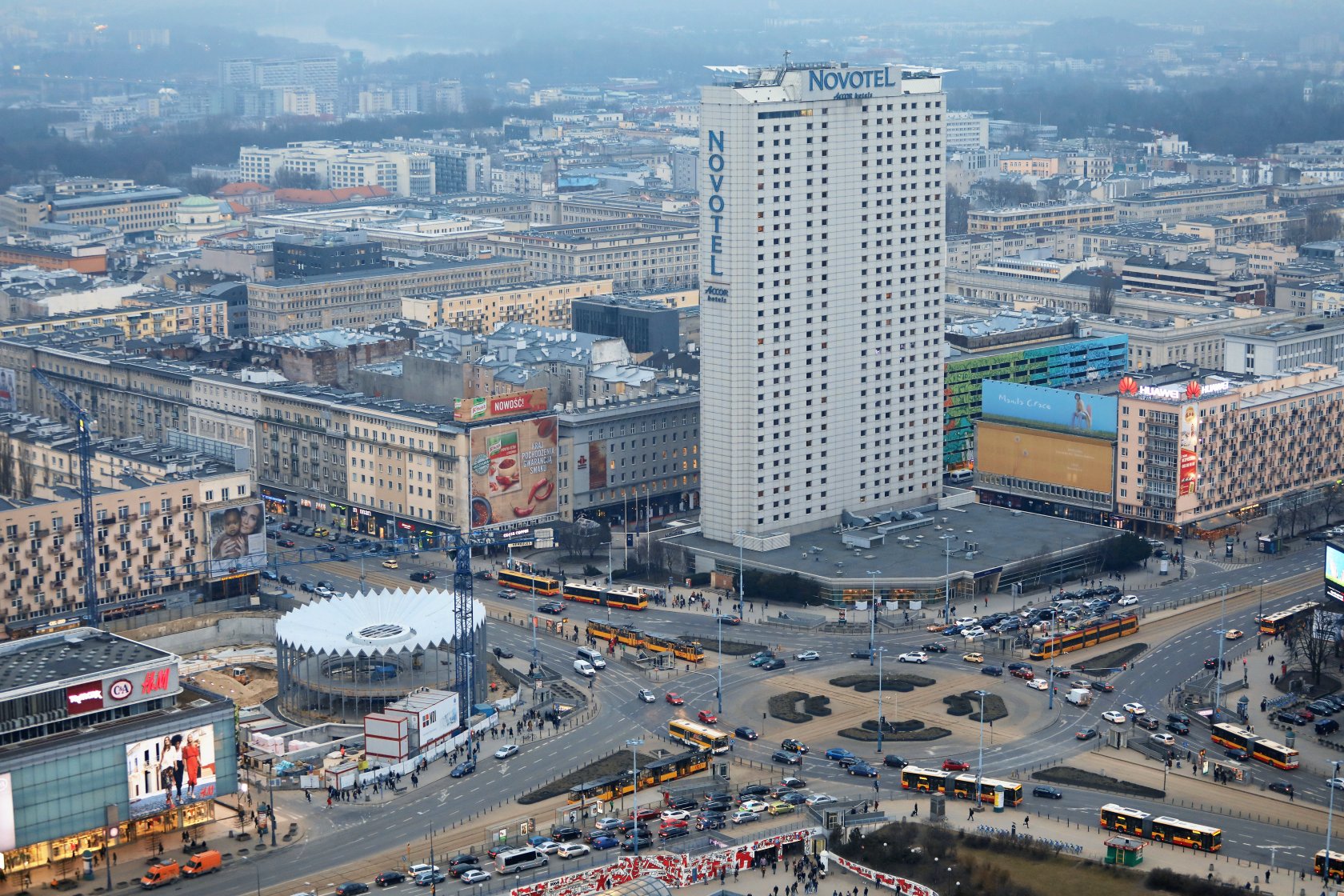 Polska jest jednym z najbardziej zmotoryzowanych krajów w Unii Europejskiej. Niestety nasze auta są też najstarsze