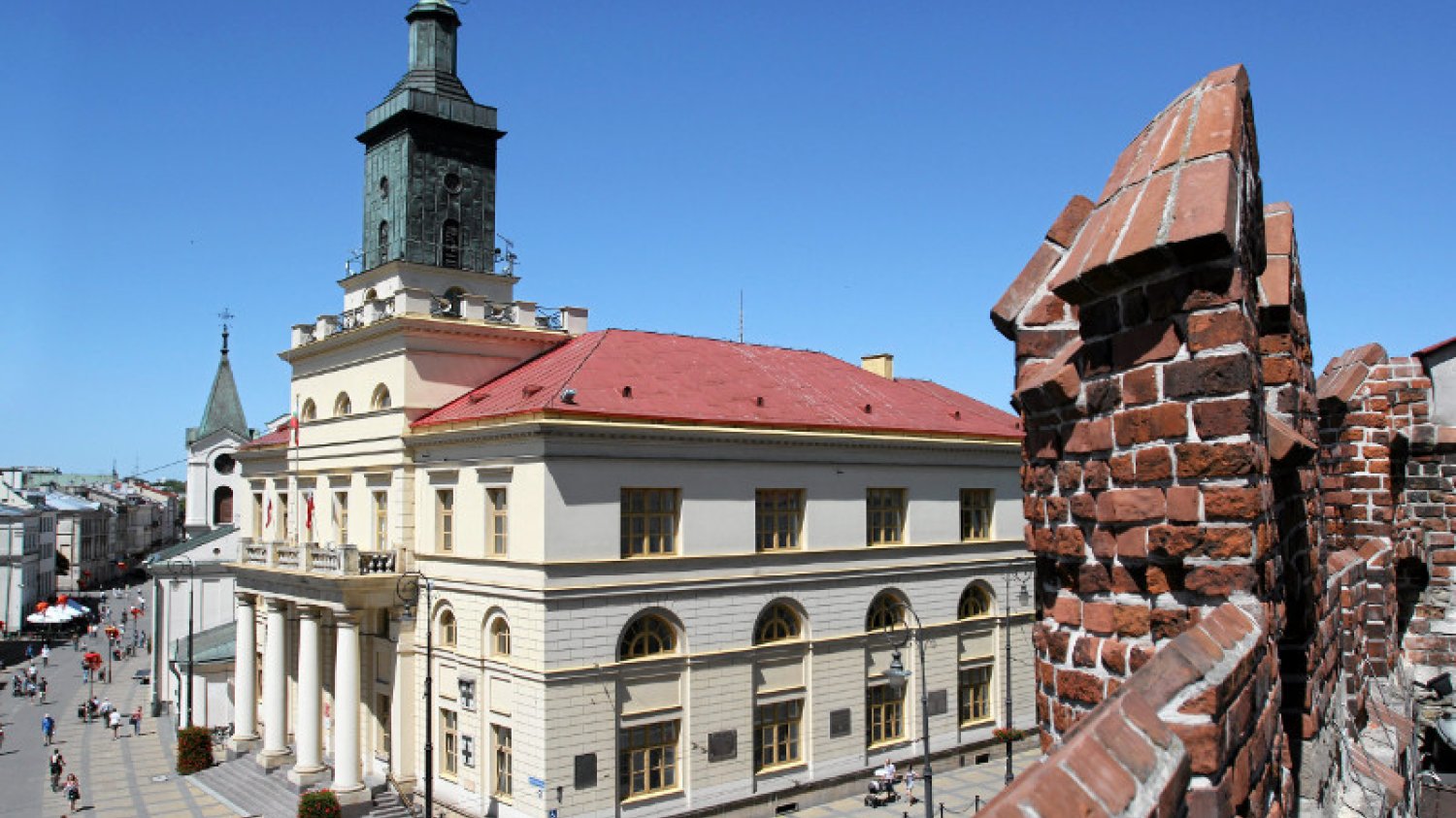 W województwie lubelskim miliony euro z RPO mają zostać przeznaczone na edukację w zakresie kluczowych umiejętności na rynku pracy oraz rozwój szkolnictwa zawodowego.