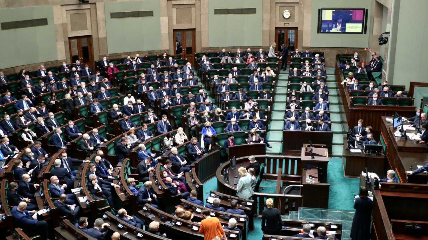 Politycy też oszczędzają prąd i ciepło. Jakie mają sposoby?