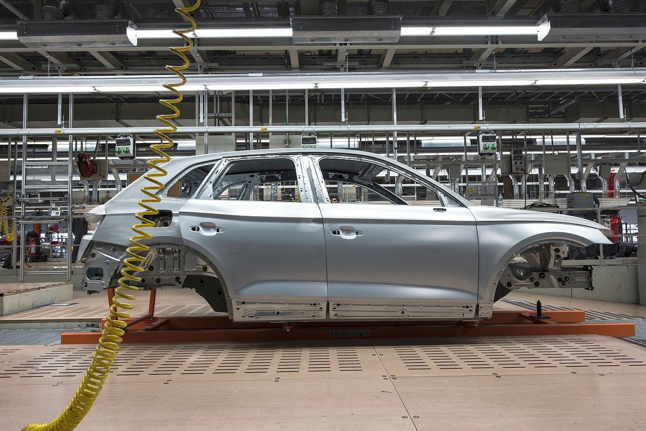 W tym roku powstanie 3,5 mln samochodów mniej, niż planowały wyprodukować koncerny motoryzacyjne