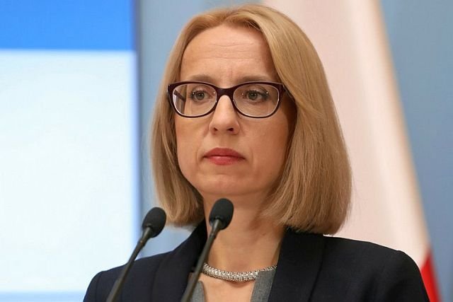 Minister Czerwińska rozwiała wątpliwości - obniżki VAT-u nie będzie, bo i tak byśmy jej nie zauważyli