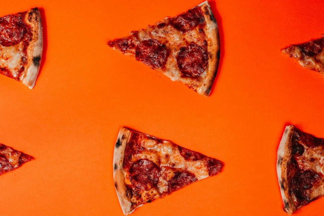 Sprzedaż pizzy wokół Pentagonu była zwiastunem ataku na Iran. To nie jest żart