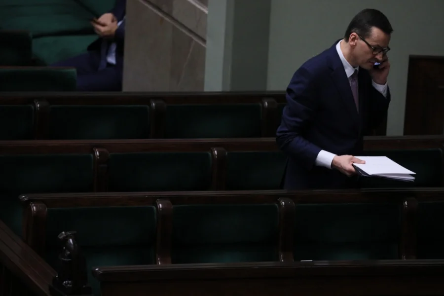 Premier Mateusz Morawiecki nie pozostaje dłużny: powtarza, że zrównanie zarobków Polaków z mieszkańcami krajów zachodnich to jeden z celów jego gabinetu.