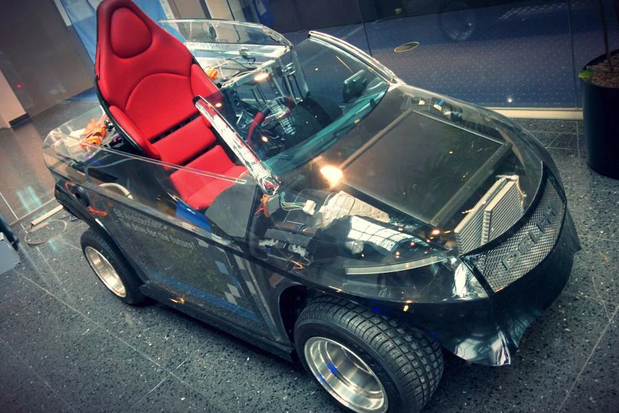 W czerwcu EVE ruszy między ludzi. Dosłownie: auto będzie kursować po kampusie krakowskiej uczelni.