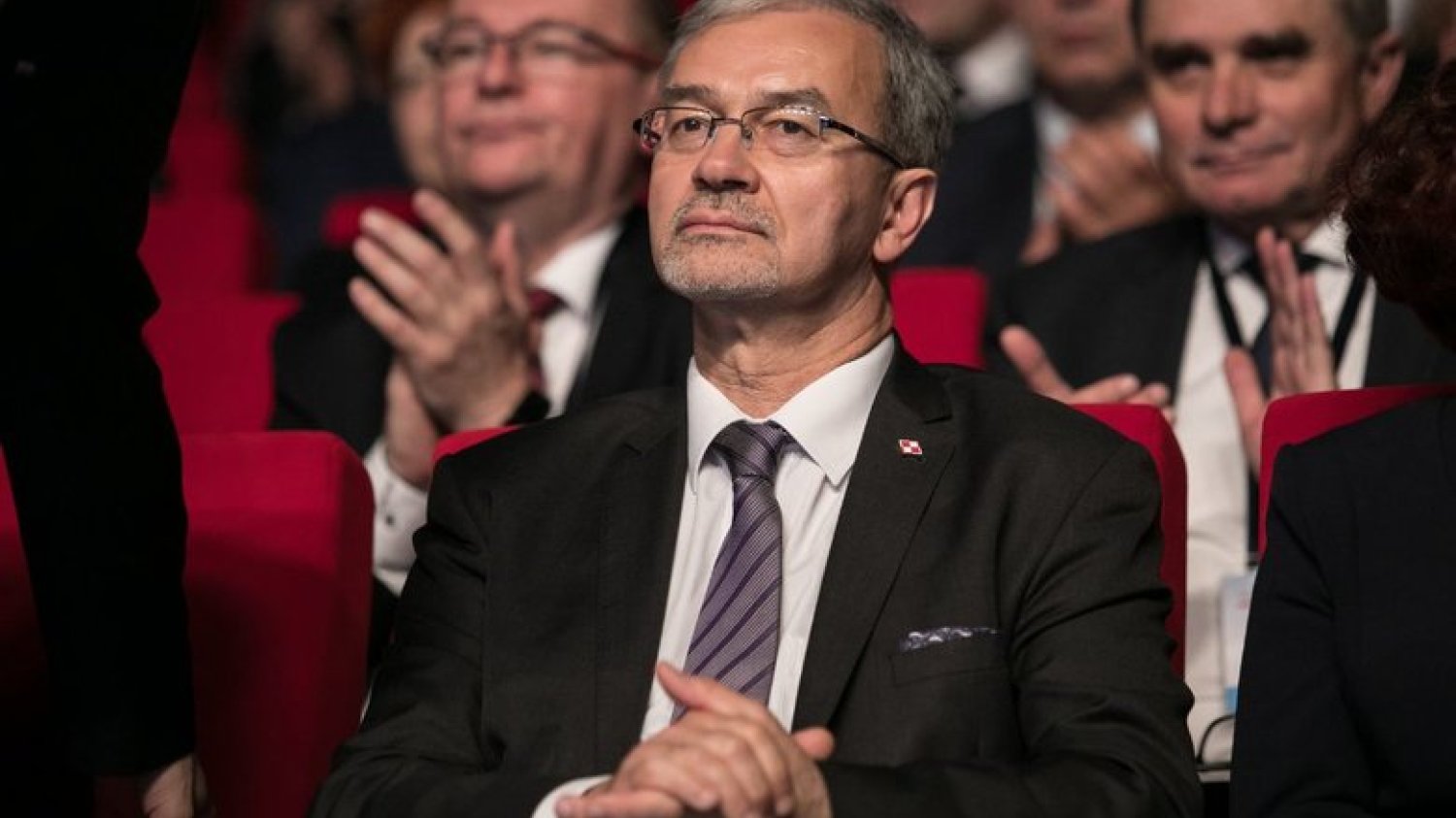 Minister Jerzy Kwieciński obiecuje, że po termomodernizacji bloków z wielkiej płyty, jakość życia i bezpieczeństwo ich mieszkańców się poprawią.