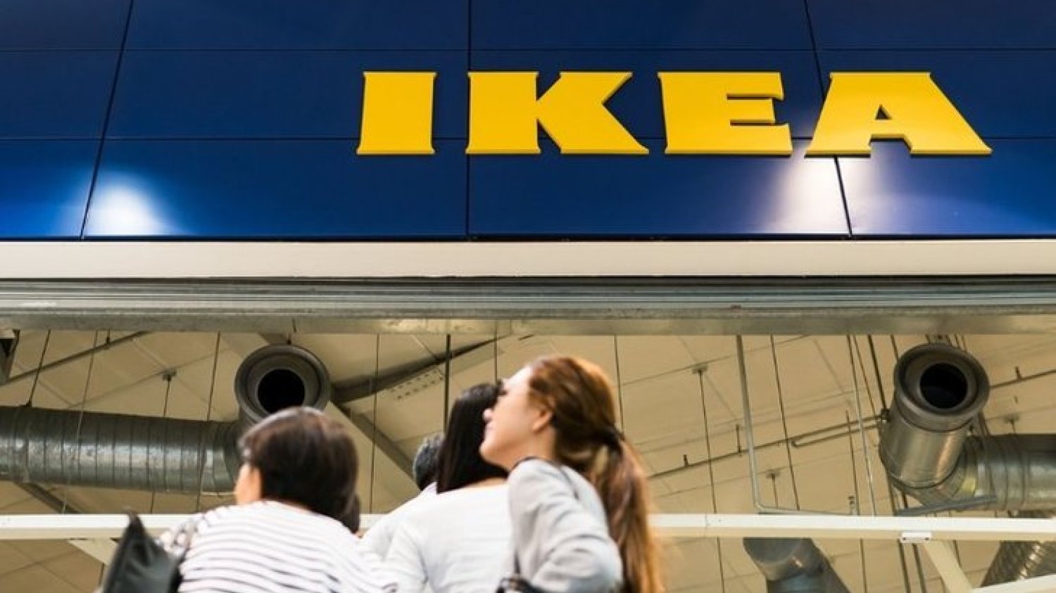 Ikea chce wprowadzić w Polsce opcję odbioru zamówień przez maszyny paczkowe.