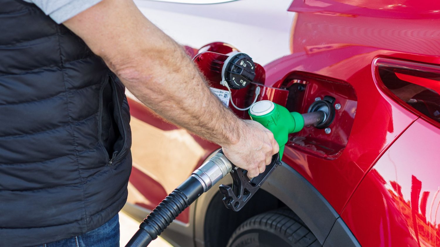 Ceny paliw w piątek 15 maja. Diesel zalicza zjazd