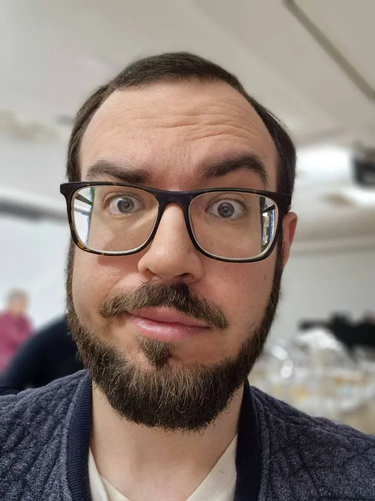 Samsung Galaxy S22 Ultra - kamera selfie