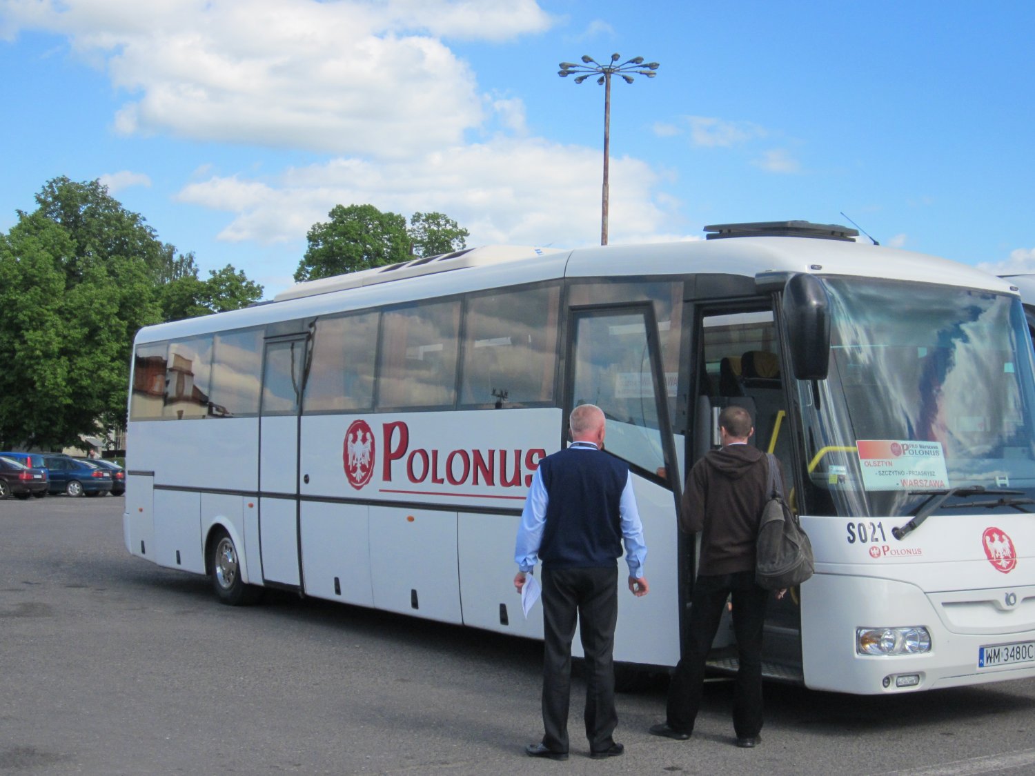 Polonus łączy się z lokalnymi przewoźnikami pod marką Polonus Partner. Tysiące tanich biletów do 250 miast