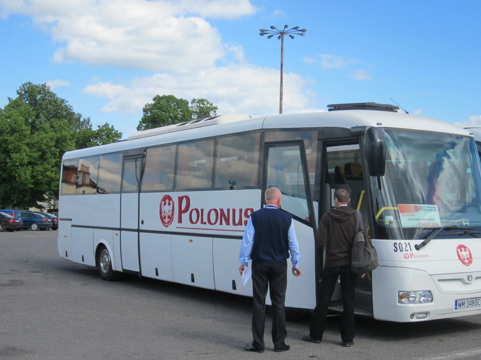 Polonus łączy się z lokalnymi przewoźnikami pod marką Polonus Partner. Tysiące tanich biletów do 250 miast