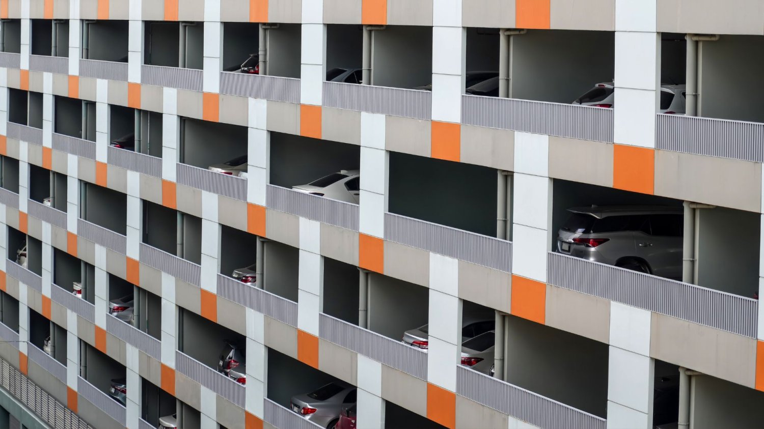 Parking wielopoziomowy. Wybrano konsorcjum, które dla Portu Polska (dawniej CPK) zbuduje największy taki obiekt w Polsce.