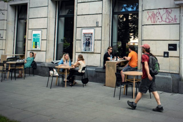 To ostatnie dni funkcjonowania na Muranowie kawiarni Państwomiasto