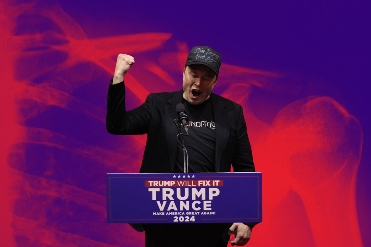 Elon Musk w trakcie wiecu Donalda Trumpa.