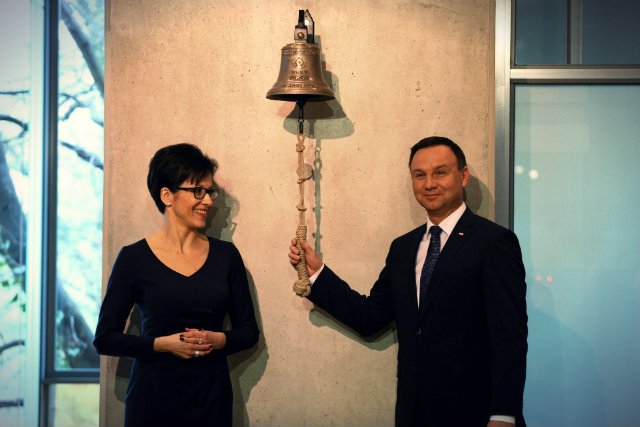 Prezes Giełdy Małgorzata Zaleska oraz prezydent RP Andrzej Duda podczas inauguracji obchodów 25 lecia Giełdy Papierów Wartościowych