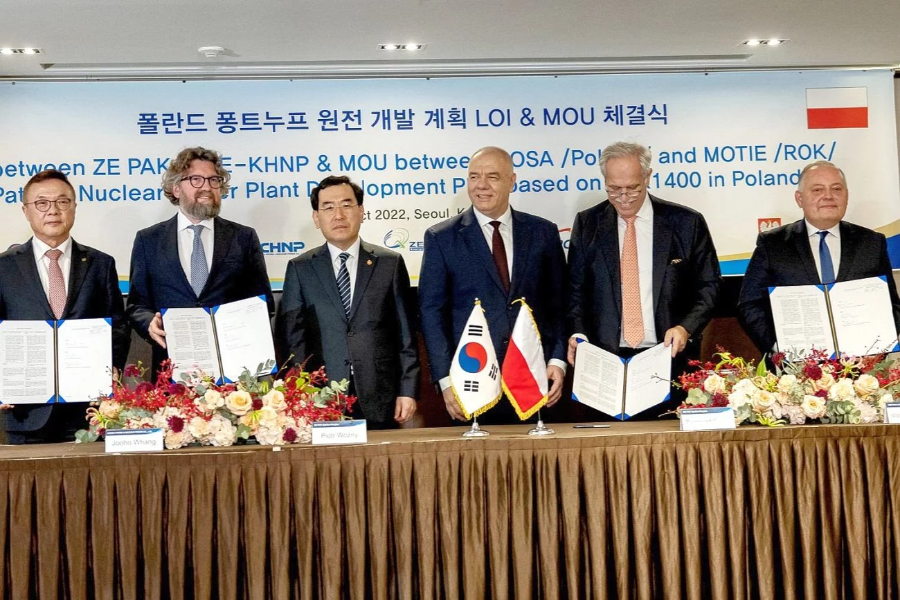 Polska delegacja w Korei podpisała plany budowy w Polsce drugiej elektrowni atomowej