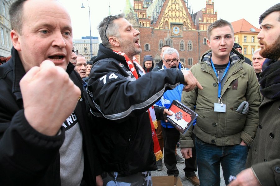 Przeklinanie pozwala zwiększyć siłę fizyczną, dowodzą badacze. Strach się bać.