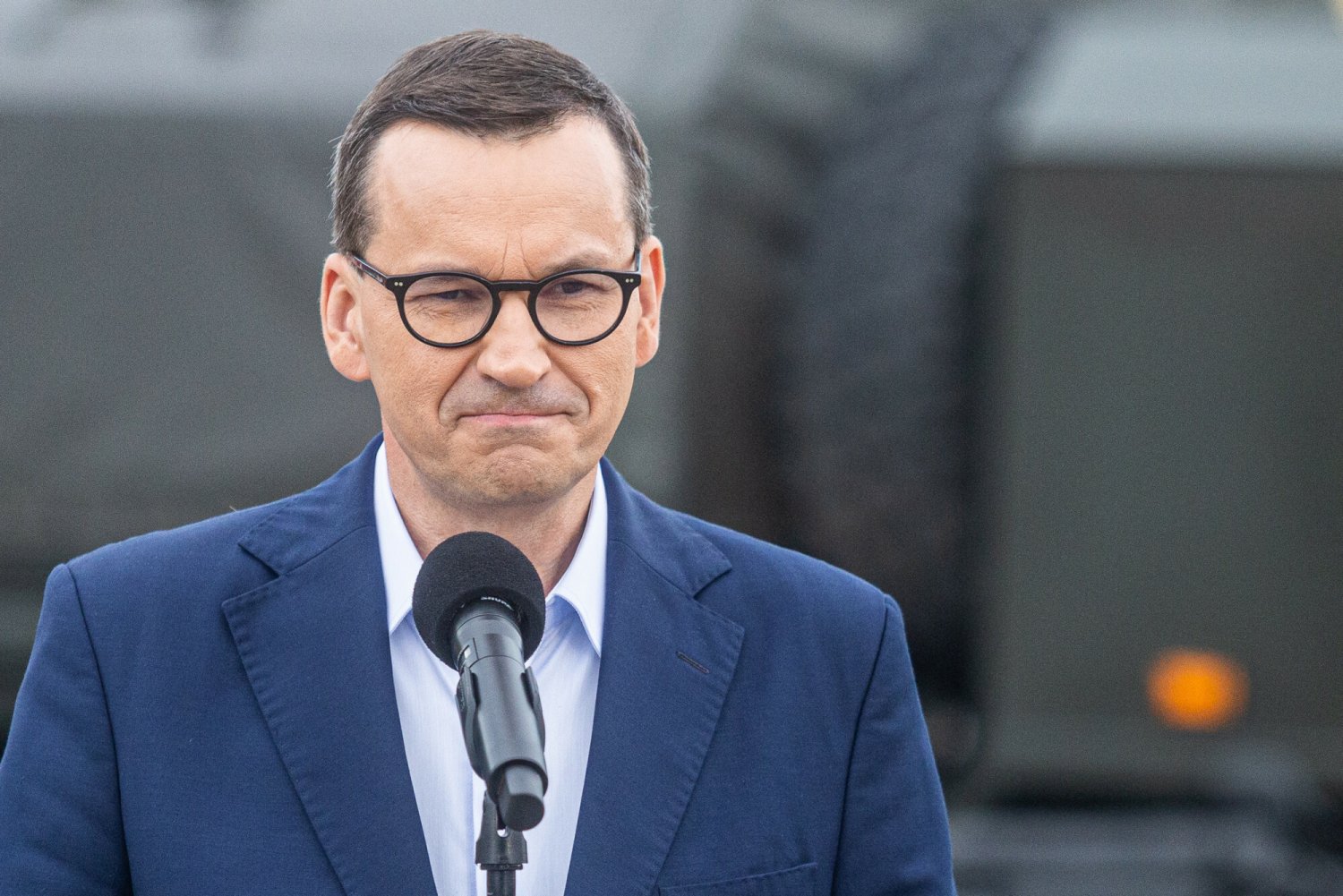 Rząd Mateusza Morawieckiego sprawdza, czy w Polsce możliwe jest wprowadzenie jednolitego kontraktu o pracę