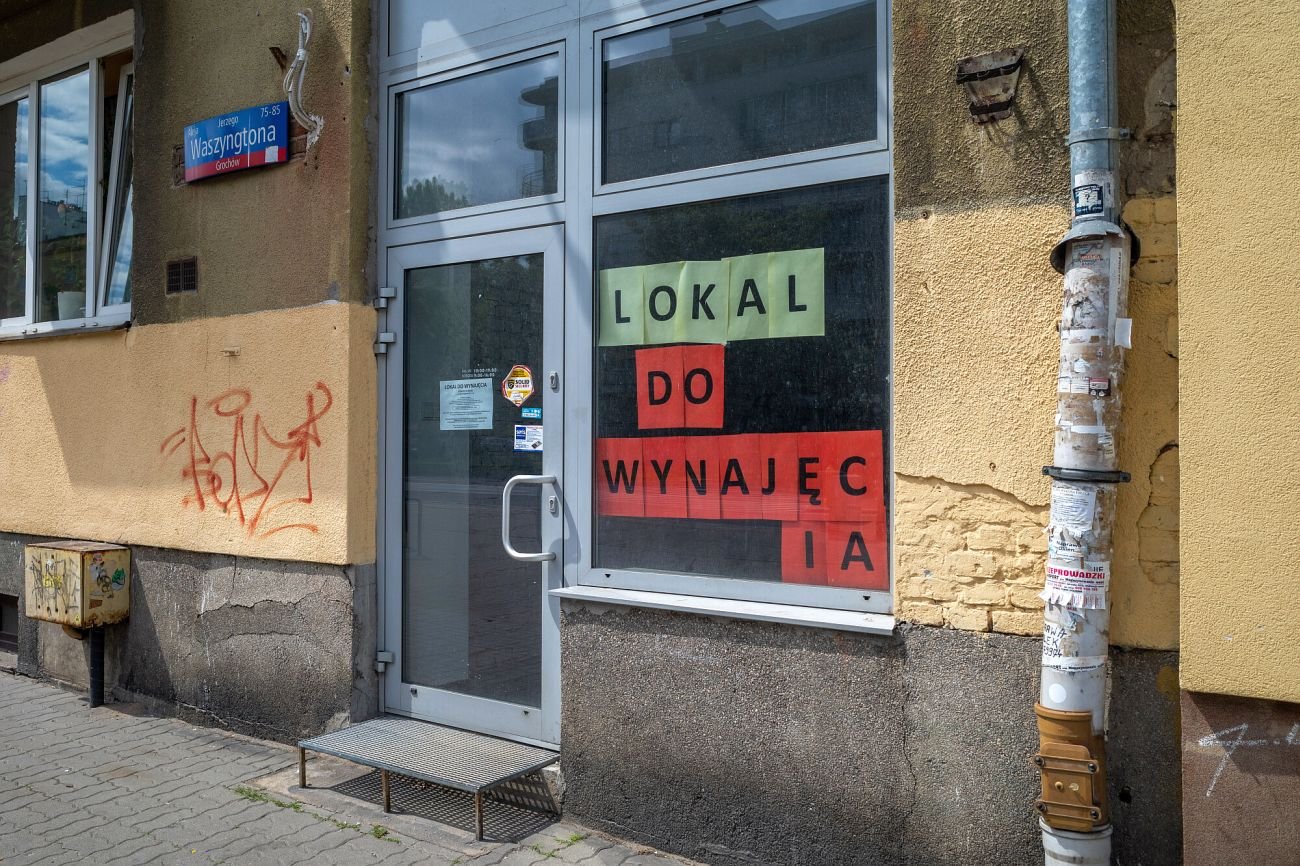 W tym roku zamknięto już 3 tysiące sklepów