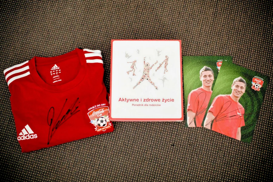 Przy okazji każdych mistrzostw czy olimpiady produkuje się tysiące towarów ozdabianych twarzami sportowców. Ale gdy poniosą oni klęskę nie pozostaje nic innego, jak wysłać towary na przemiał.