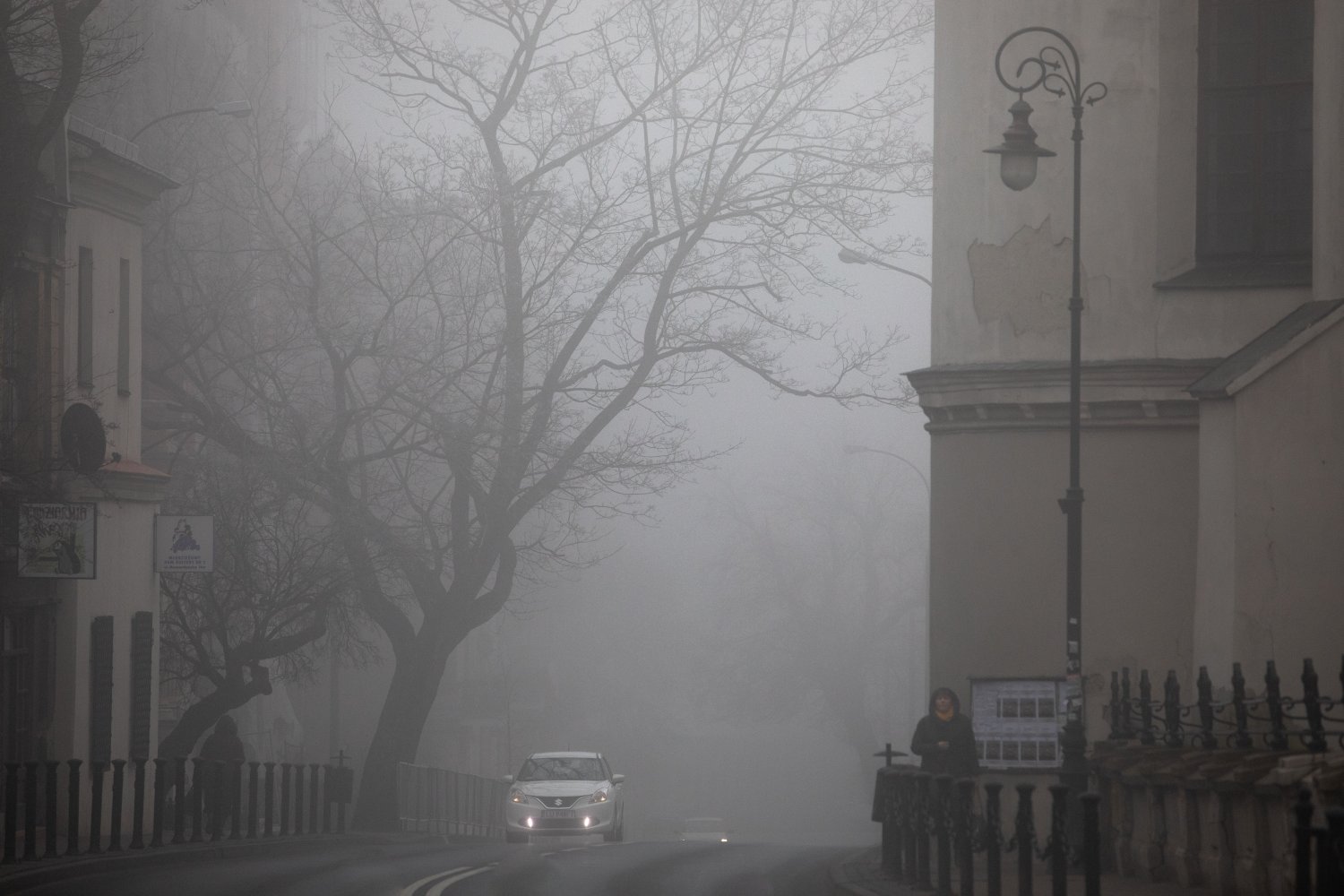 Jakość powietrza w Polsce jest tragiczna. Odczuwają to praktycznie wszyscy.