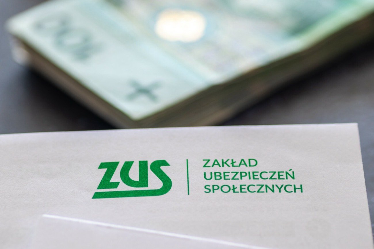 ZUS w grudniu wcześniej wyśle emerytury i renty. Kogo to obejmie? Zakład podaje terminy