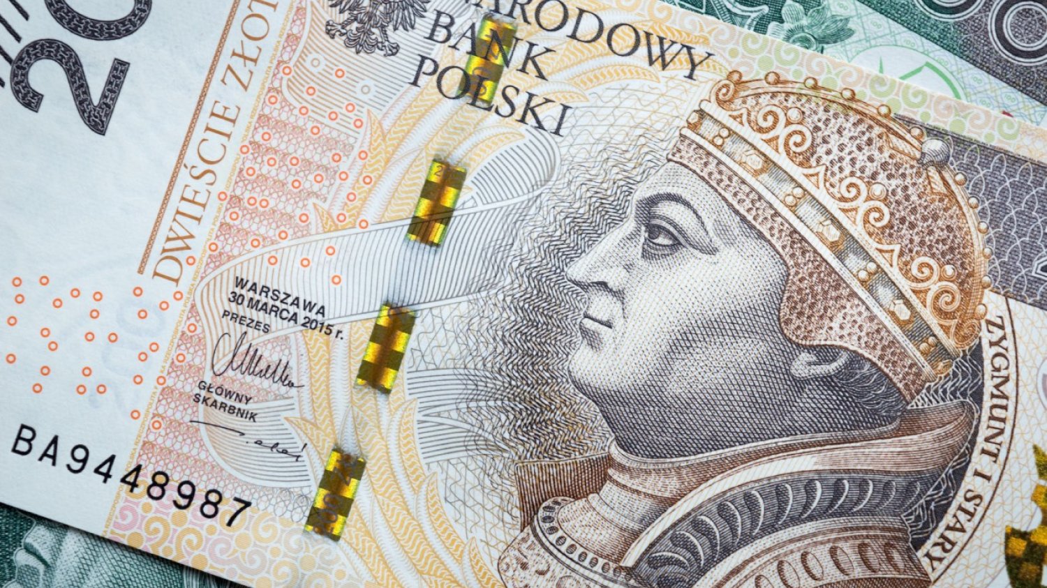 Kursy walut forex w poniedziałek 16 stycznia 2023 r. Kosz dolara, euro, funta, franka po danych o inflacji