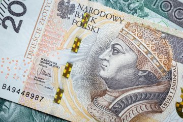 Kursy walut forex w poniedziałek 16 stycznia 2023 r. Kosz dolara, euro, funta, franka po danych o inflacji
